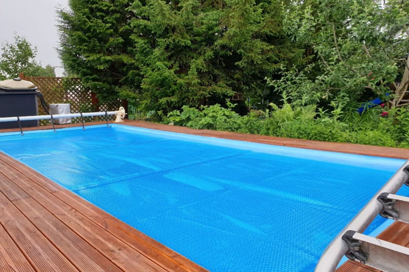 Couverture de piscine automatique