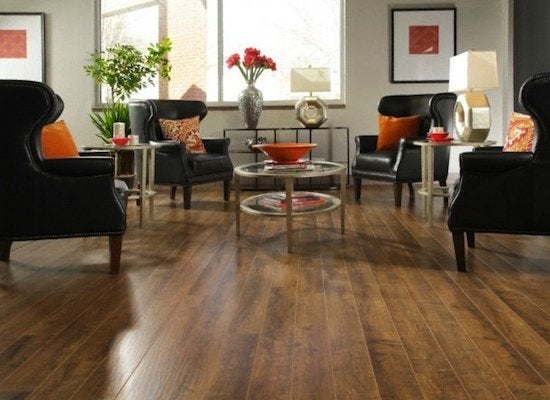 Obtenez l'apparence d'un parquet en bois pour beaucoup moins cher : 7 choix de stratifiés