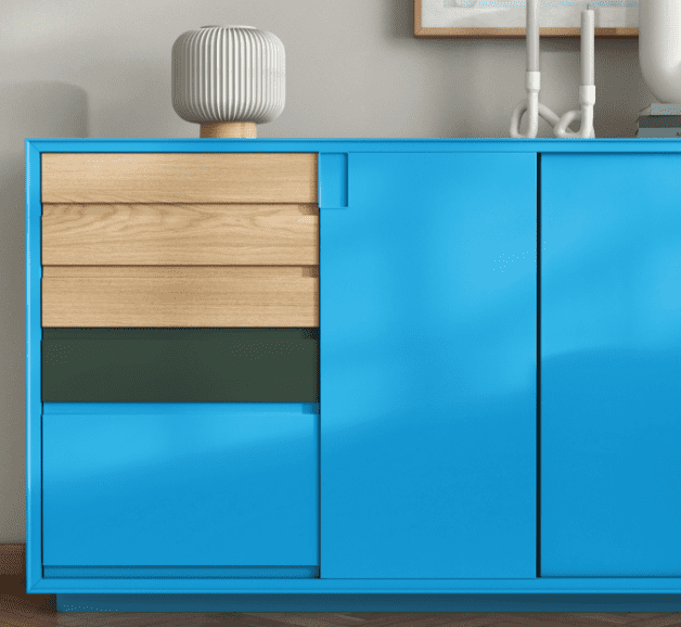 Peinture "Bluebird" de Krylon'sur un meuble de rangement.