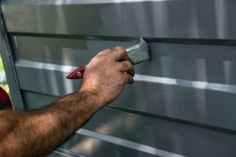 Coût de la peinture d'une porte de garage